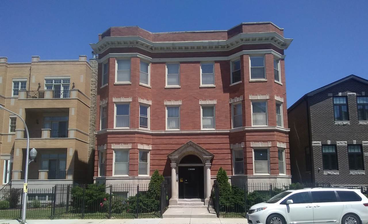 4423 Calumet Avenue - Photo 1