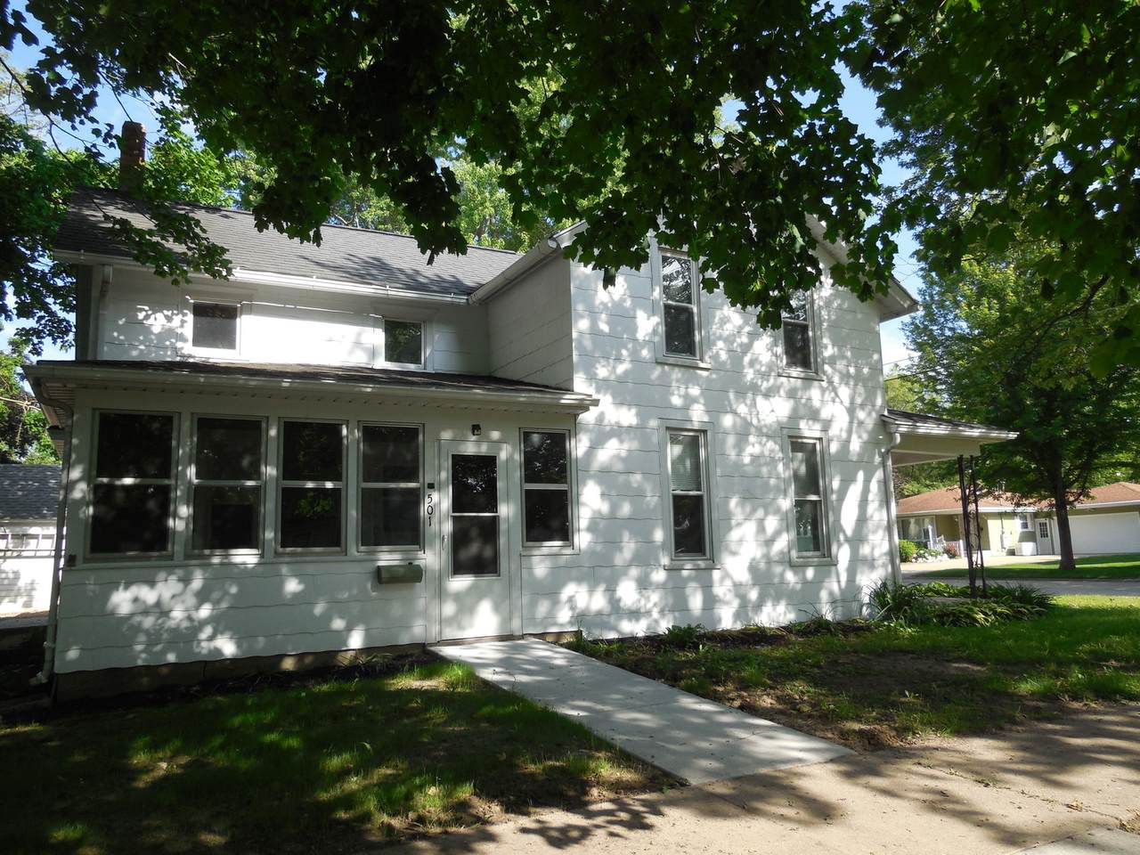 501 Madison Street - Photo 1