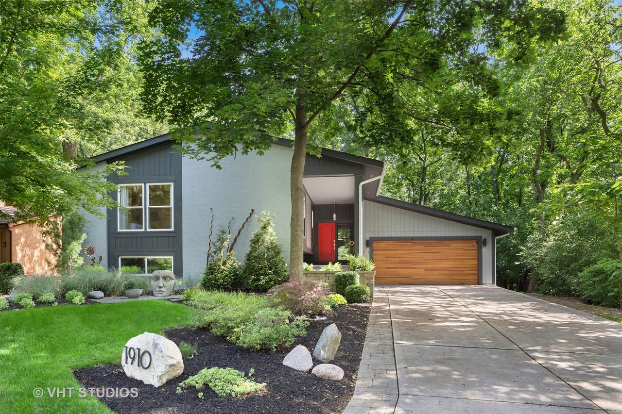 1910 Green Trails Drive - Photo 1