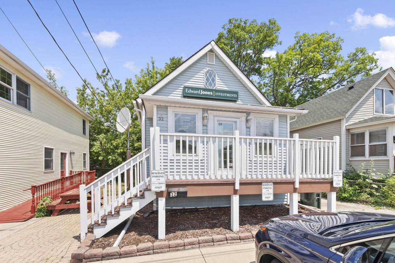 32 Grand Avenue - Photo 1