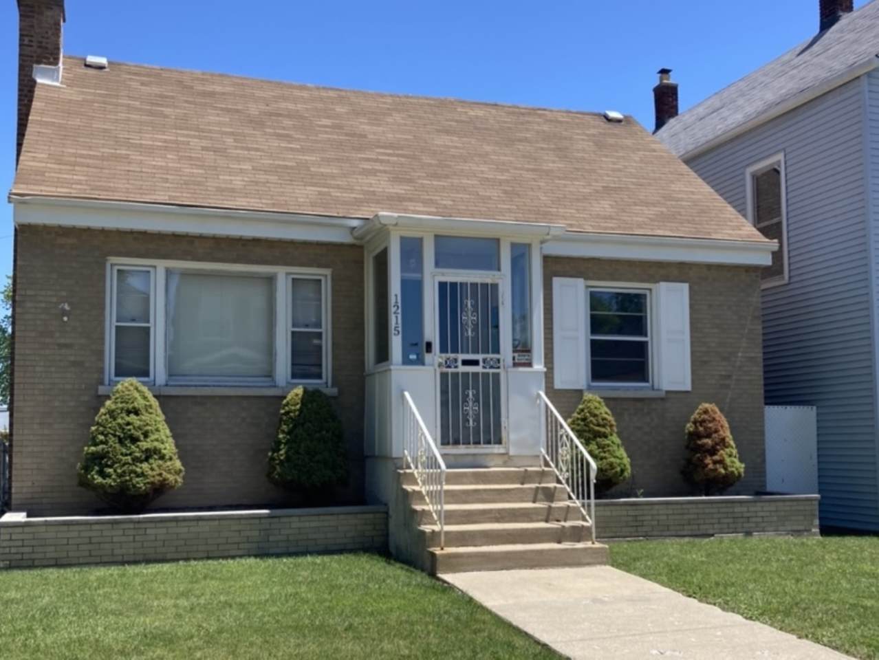 1215 Kenilworth Avenue - Photo 1