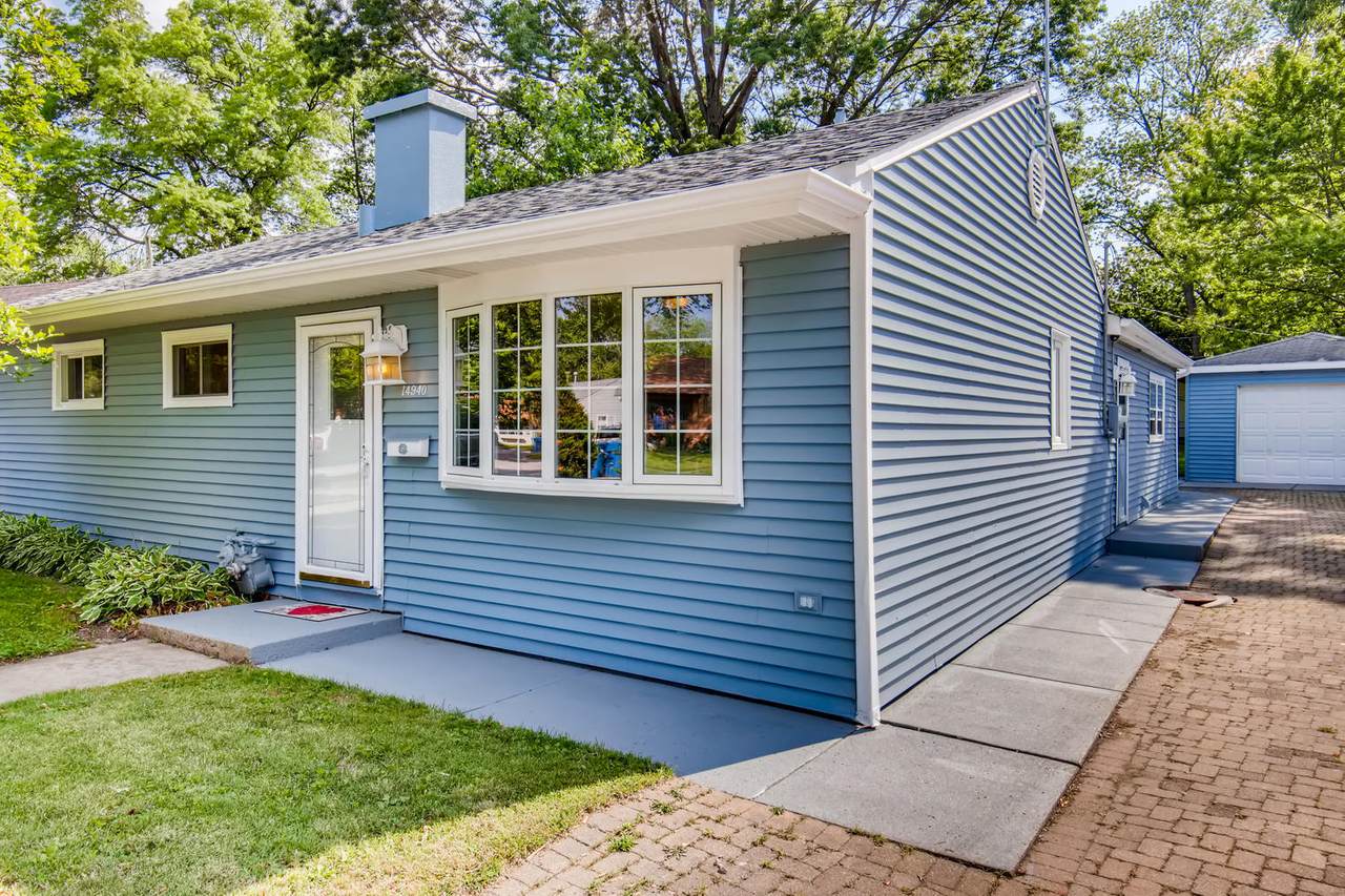 14940 Kedvale Avenue - Photo 1