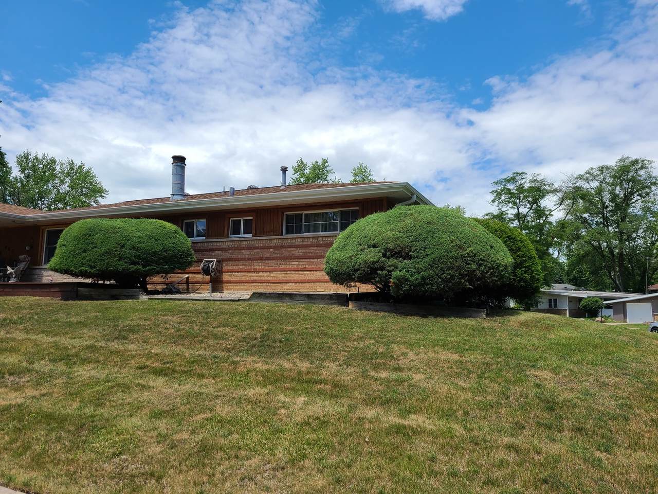 460 Talala Street - Photo 1