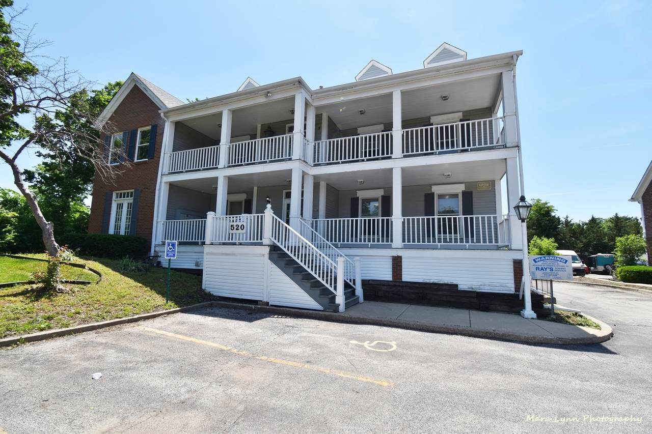 520 Roosevelt Road - Photo 1
