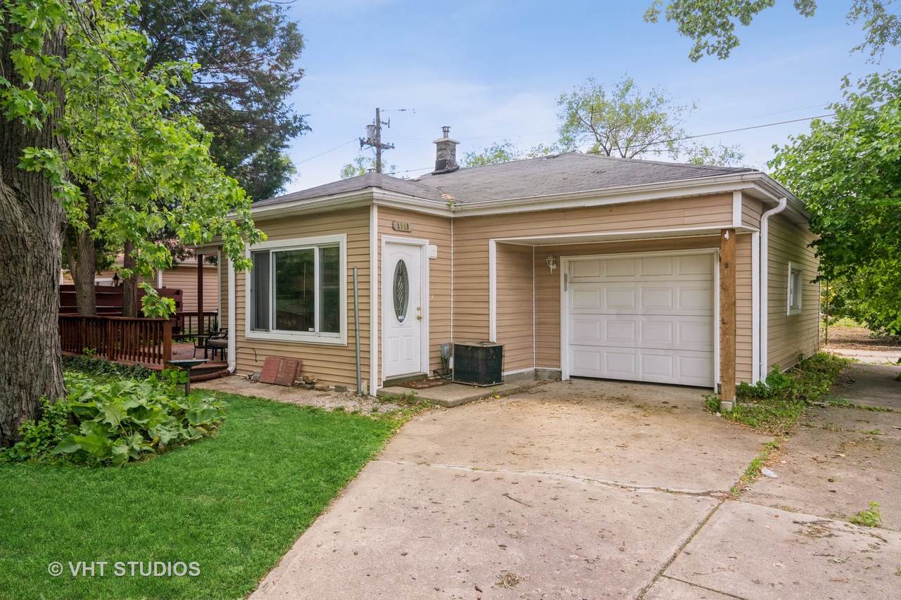 3050 Maple Street - Photo 1