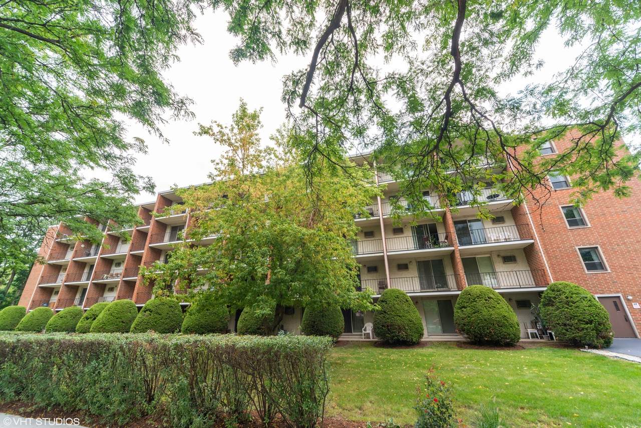 255 West Avenue - Photo 1