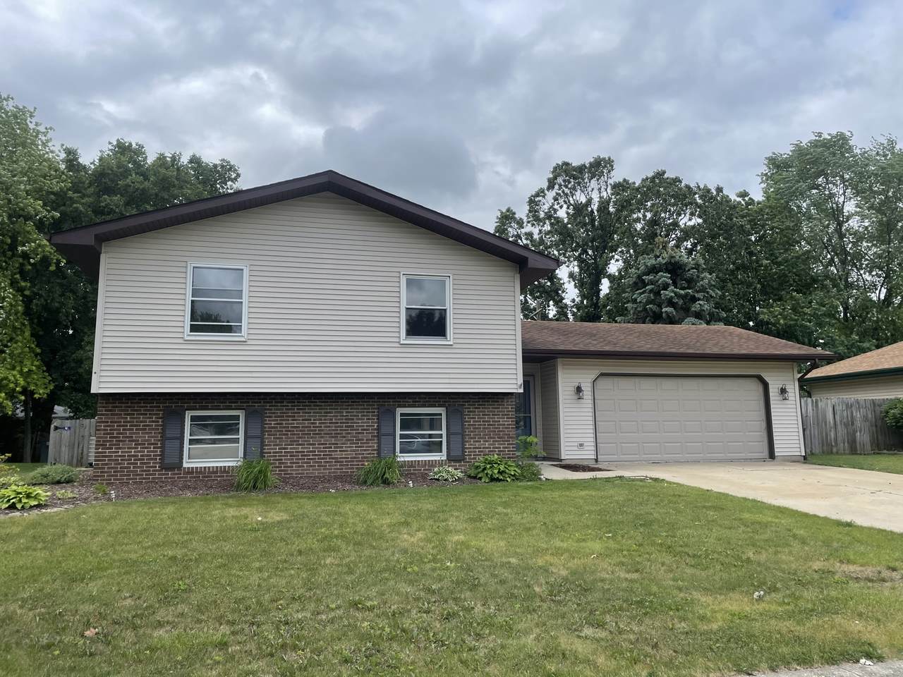 301 Ridge Road - Photo 1