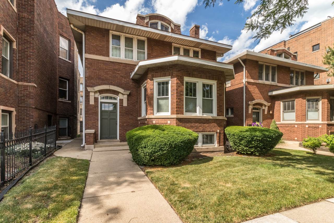 2054 Foster Avenue - Photo 1