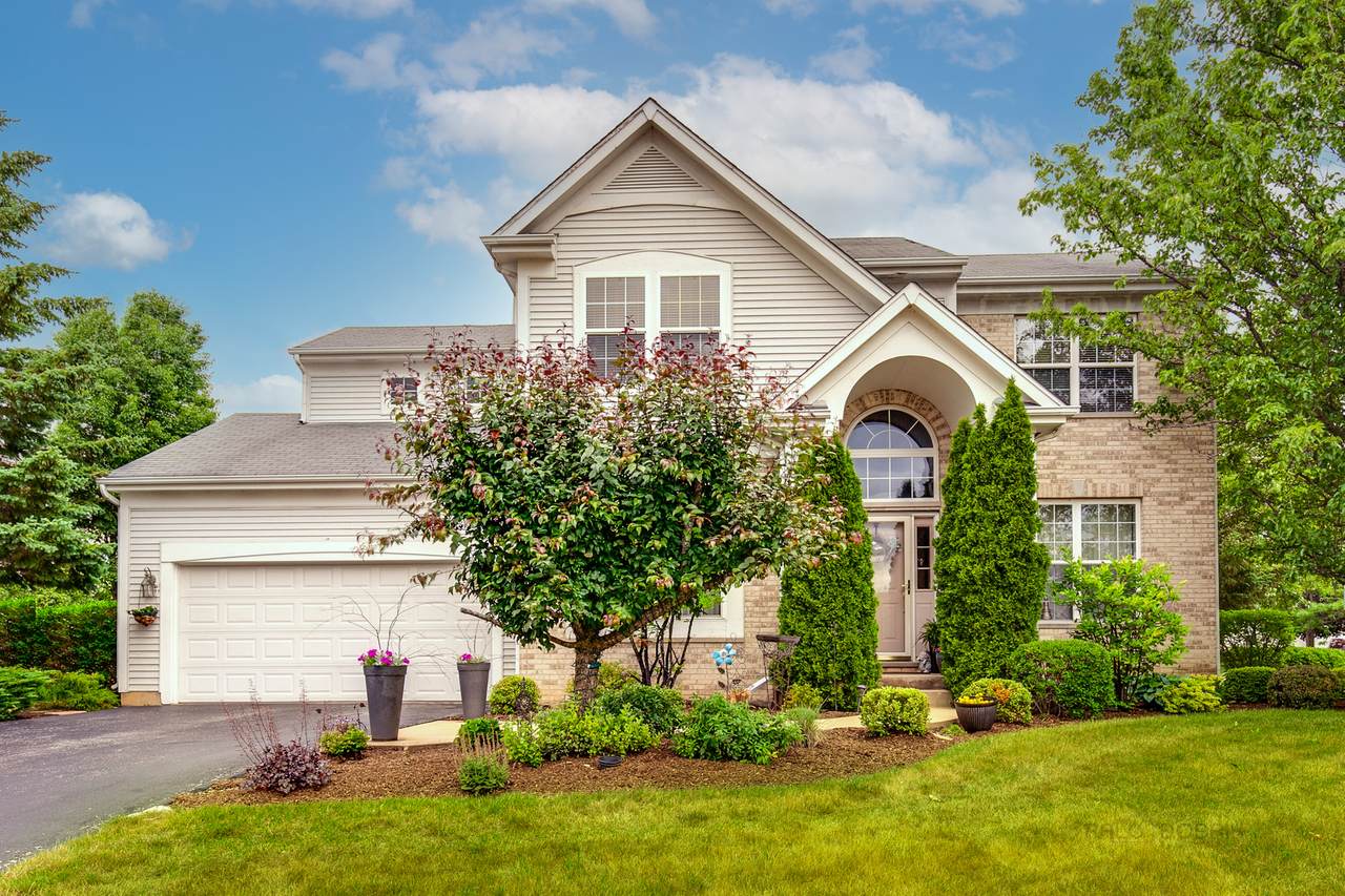 417 Middlebury Drive - Photo 1