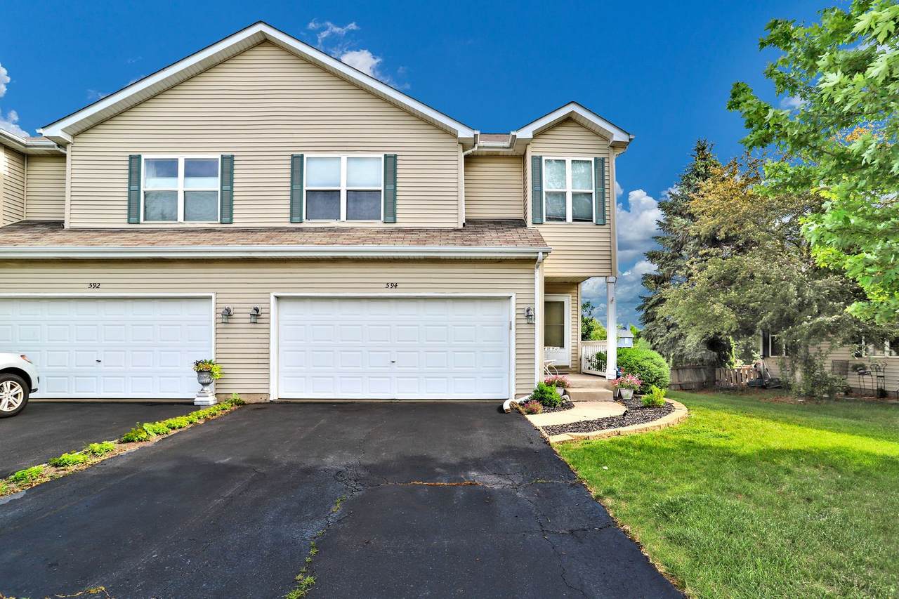 594 Chestnut Drive - Photo 1