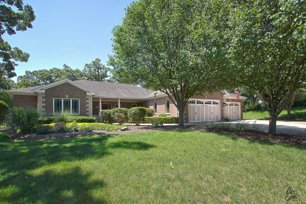 2613 Rolling Oaks Road - Photo 1