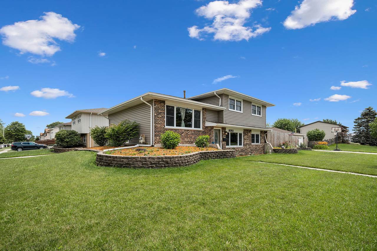 16303 76th Avenue - Photo 1