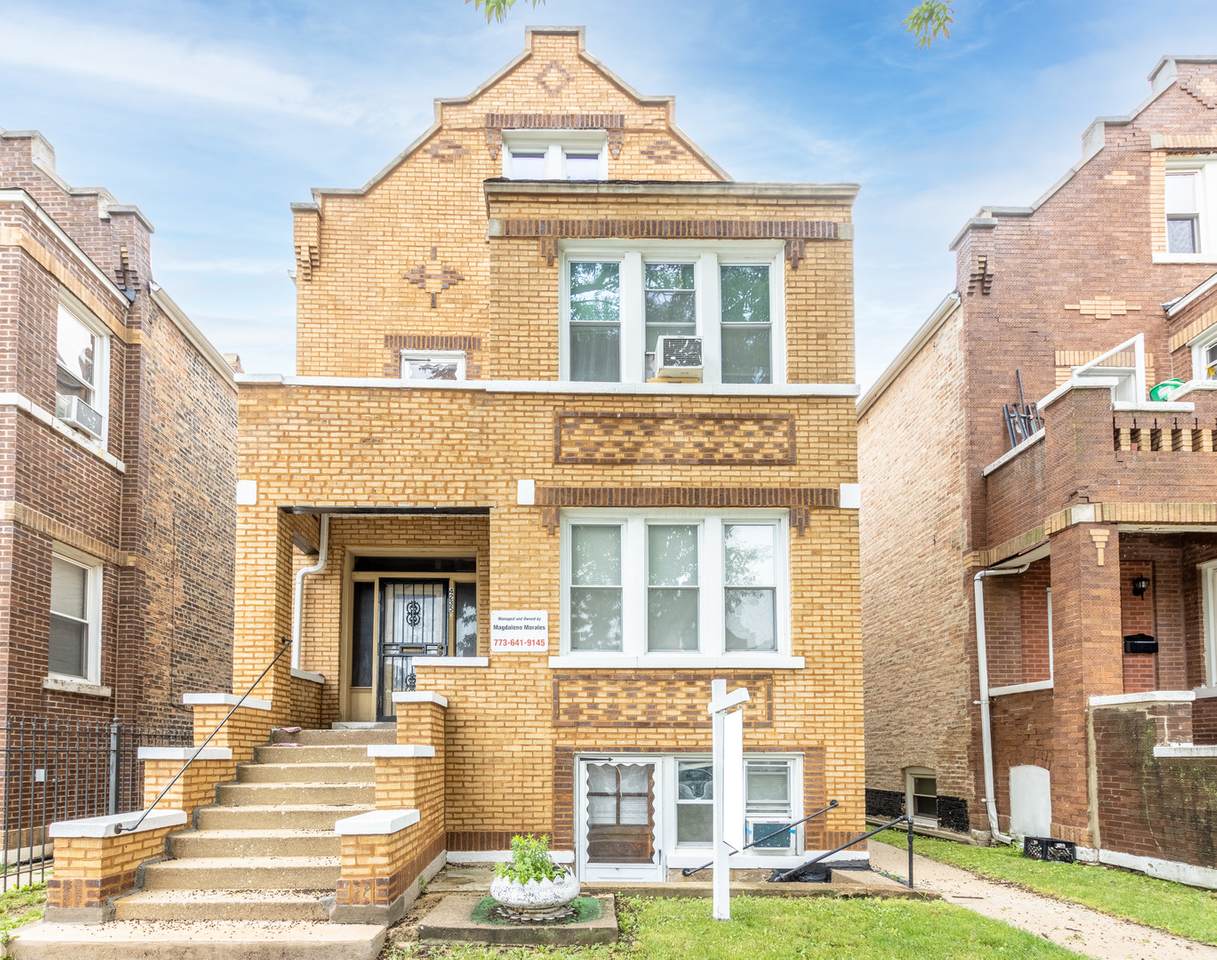 4235 Maplewood Avenue - Photo 1