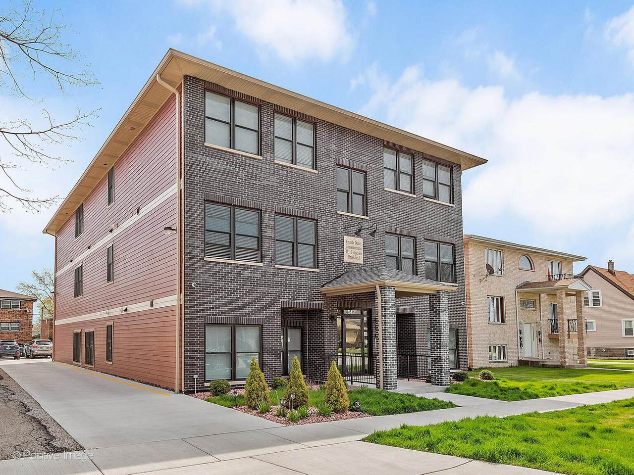 4531 Forest Avenue - Photo 1