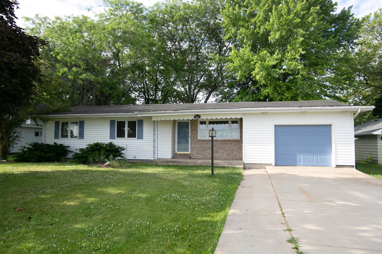 215 Genessee Street - Photo 1