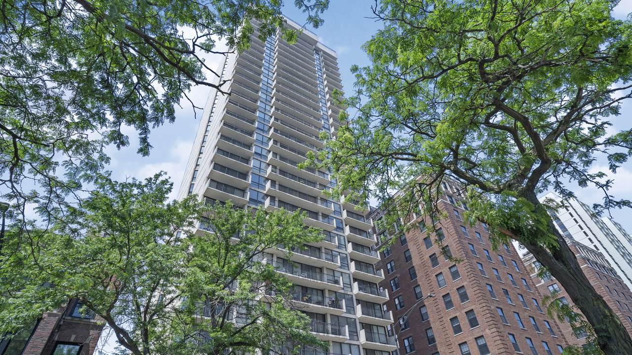 3150 Sheridan Road - Photo 1