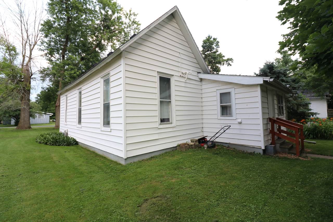 21 Lynn Street - Photo 1
