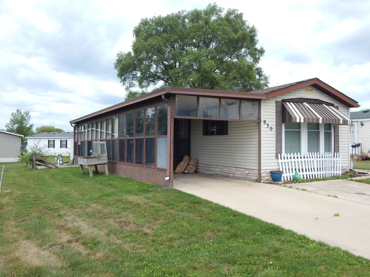 930 Micole Drive - Photo 1
