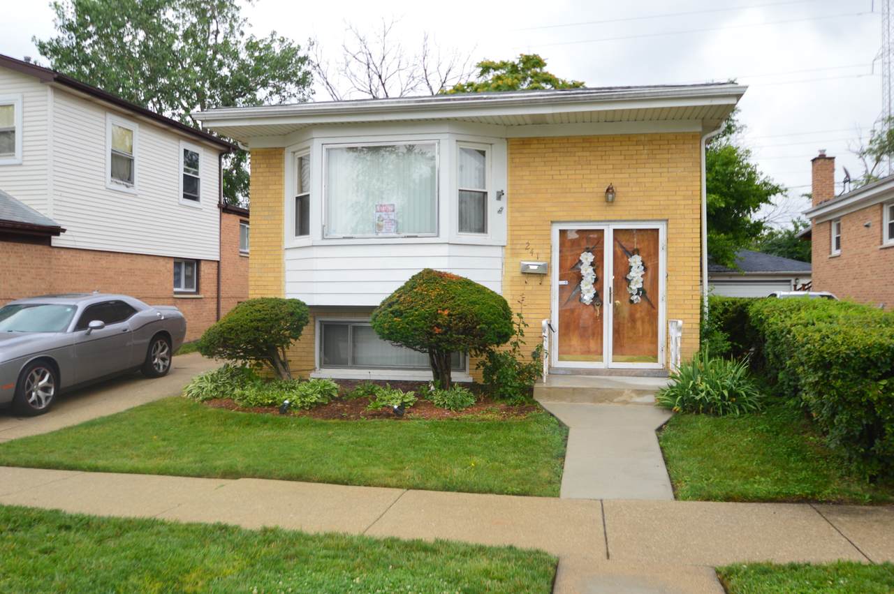 241 Zuelke Drive - Photo 1