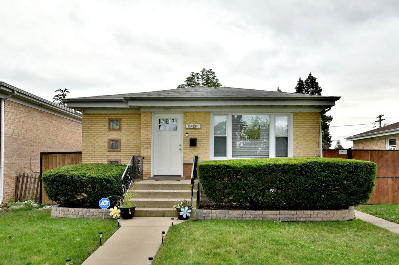 3002 Wilcox Avenue - Photo 1
