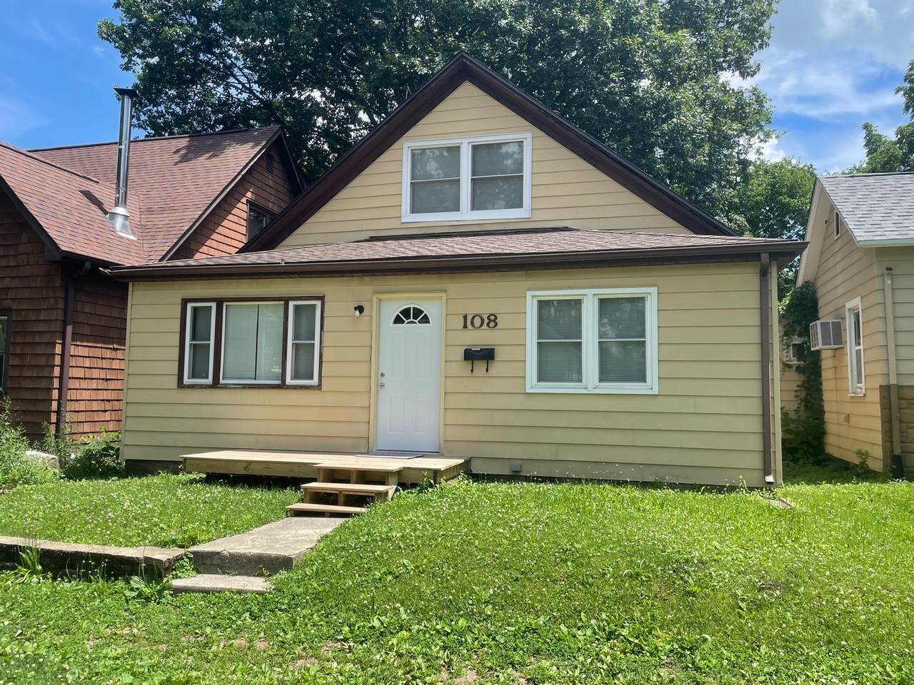 108 Lynn Street - Photo 1