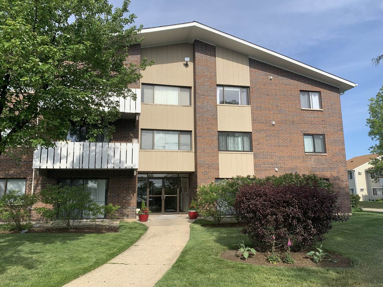 1000 Bayside Drive - Photo 1