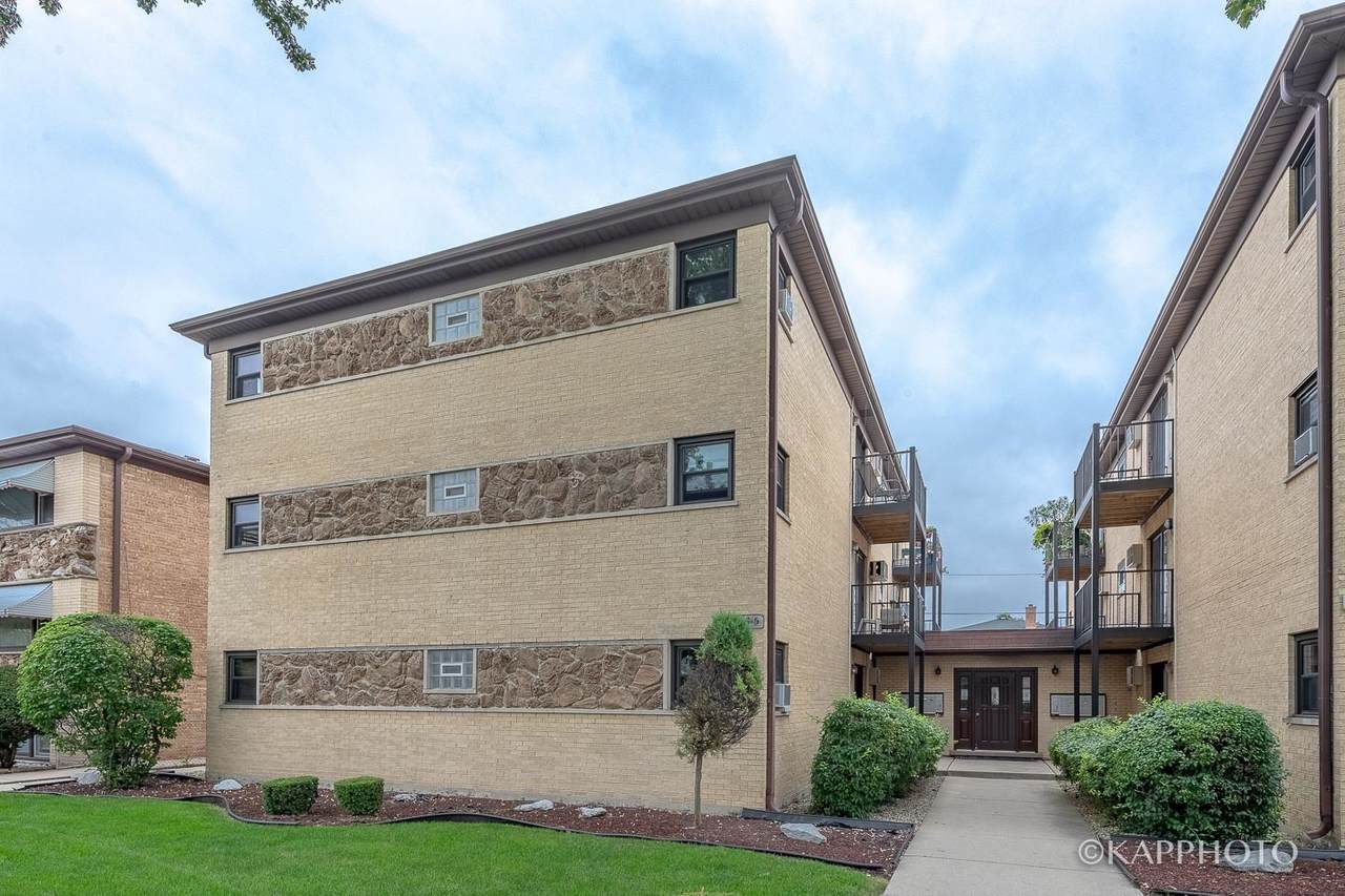 2435 77th Court - Photo 1