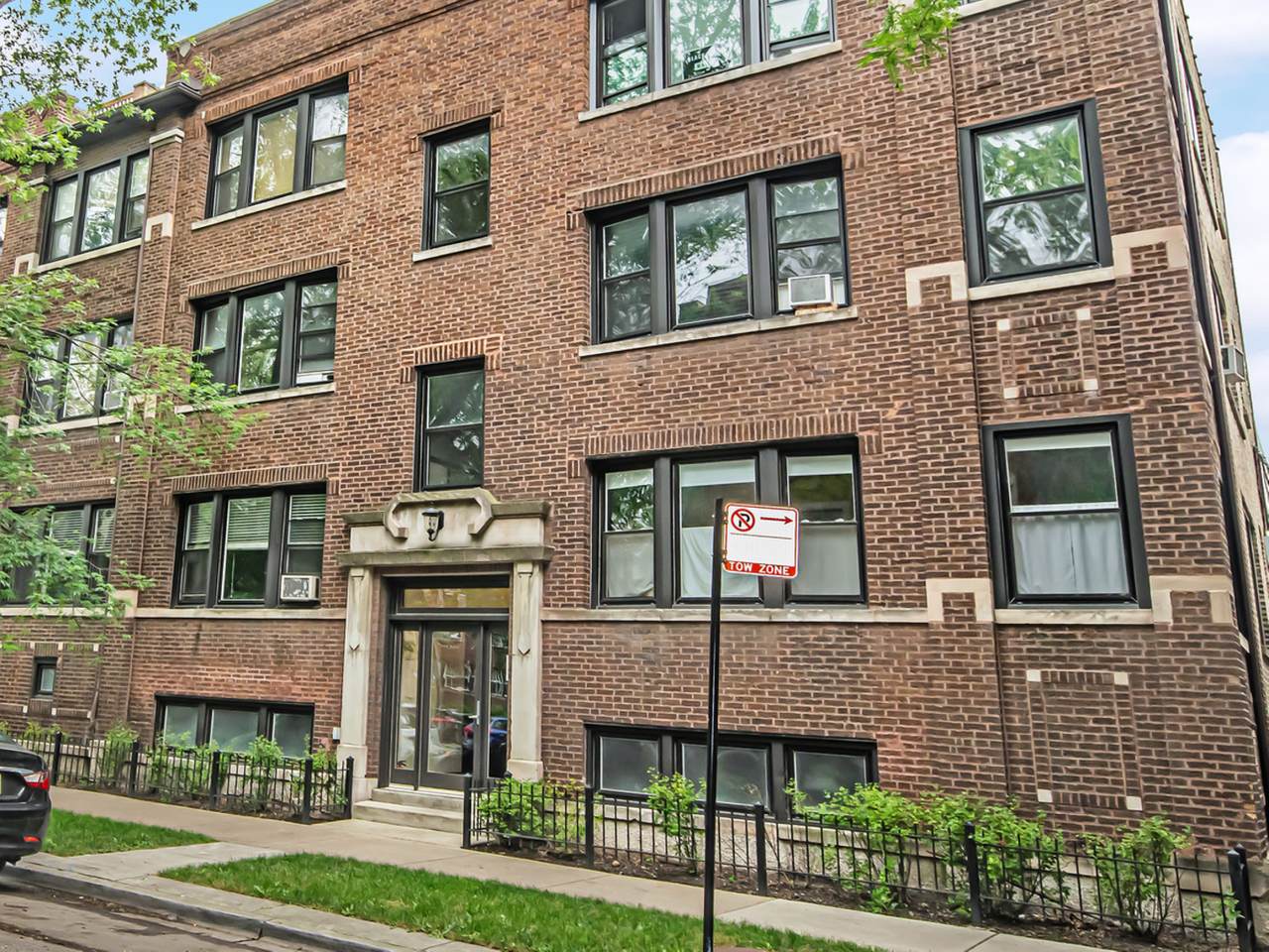 5032 Glenwood Avenue - Photo 1
