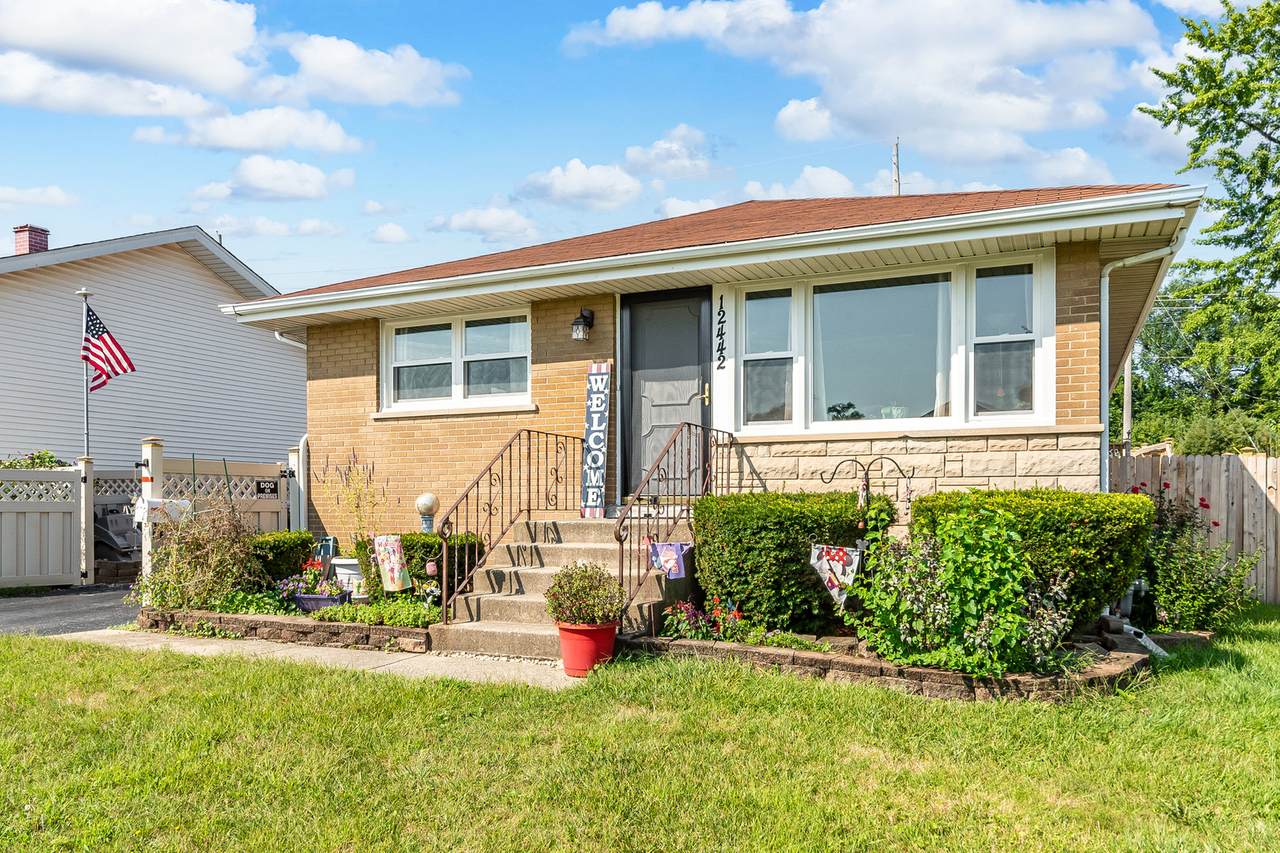 12442 Tripp Avenue - Photo 1