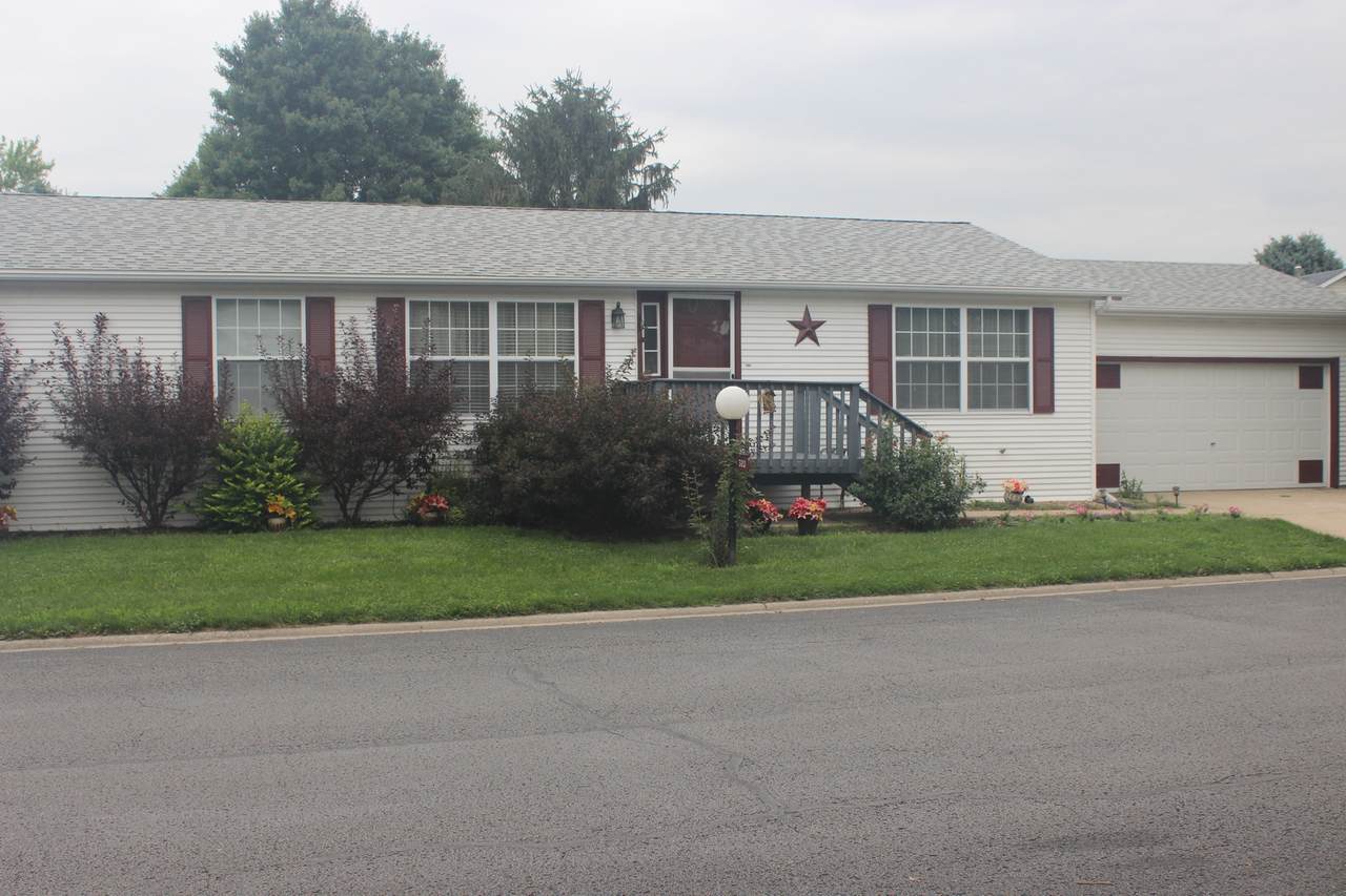 320 Mallard Lane - Photo 1