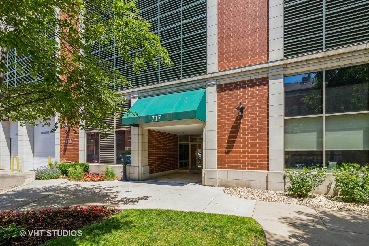 1717 Prairie Avenue - Photo 1