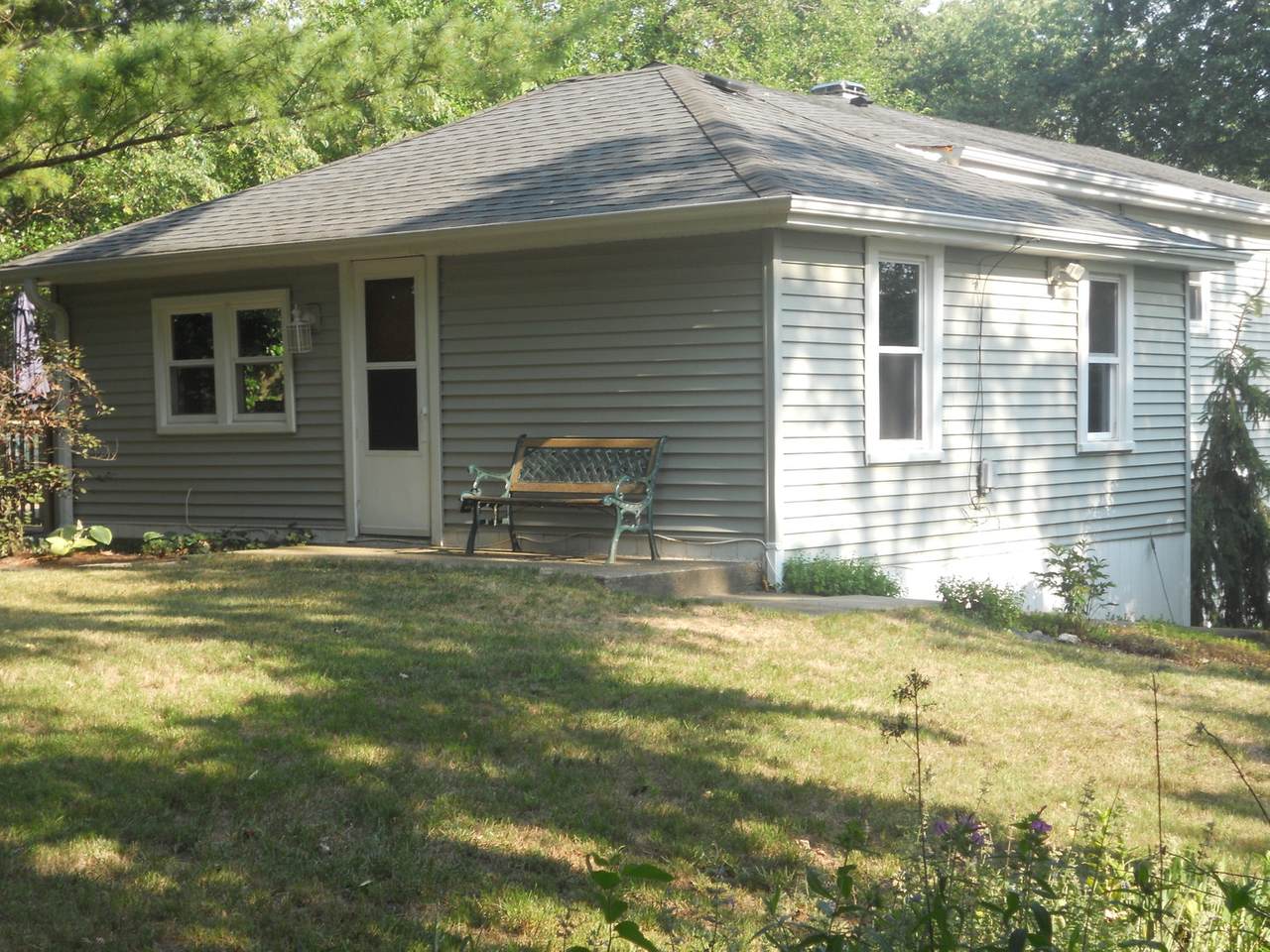 57 Maple Avenue - Photo 1