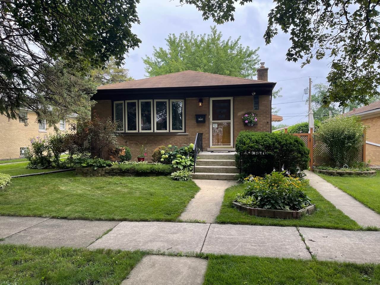 9041 30th Street - Photo 1
