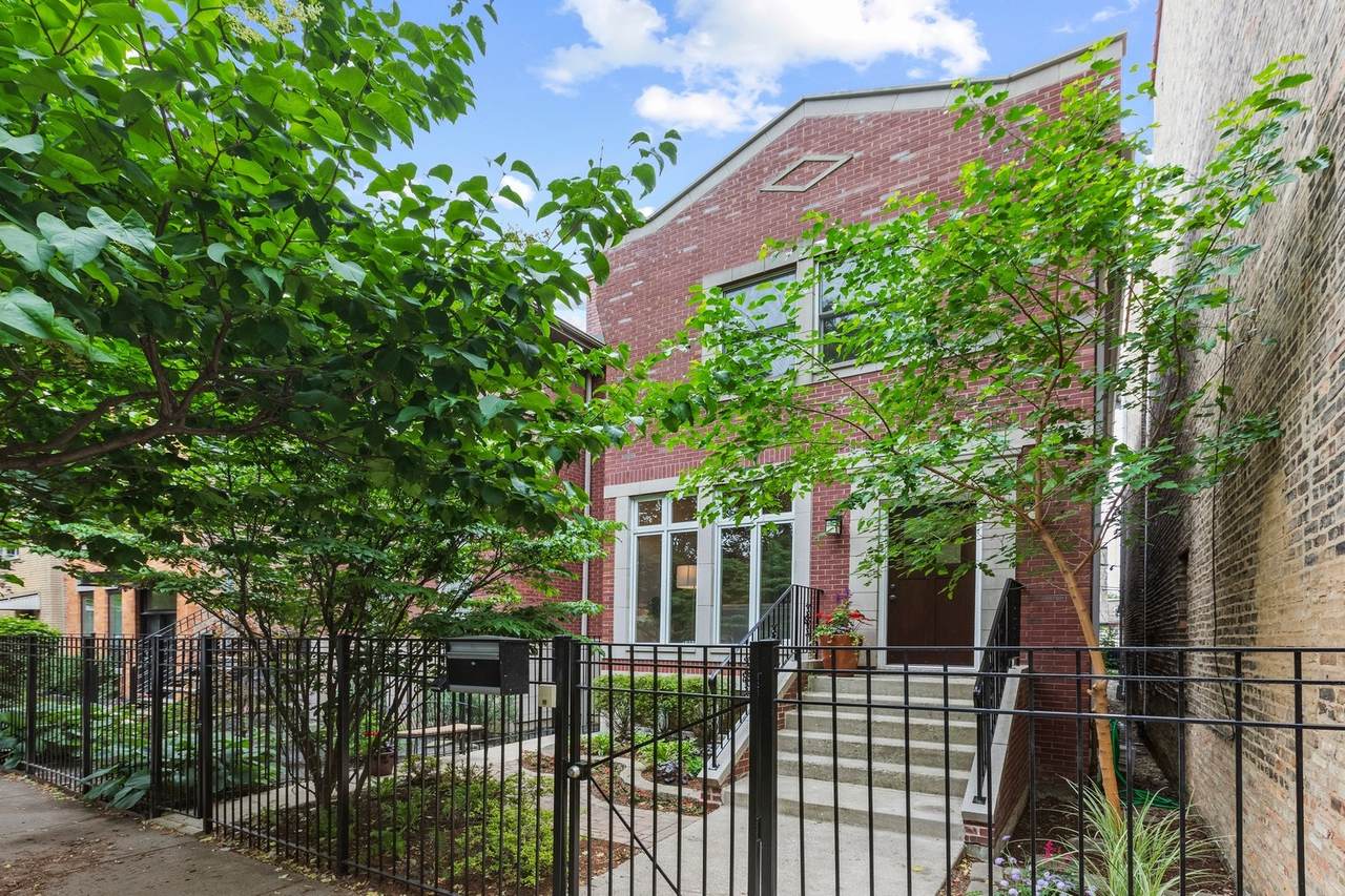 2325 Mclean Avenue - Photo 1