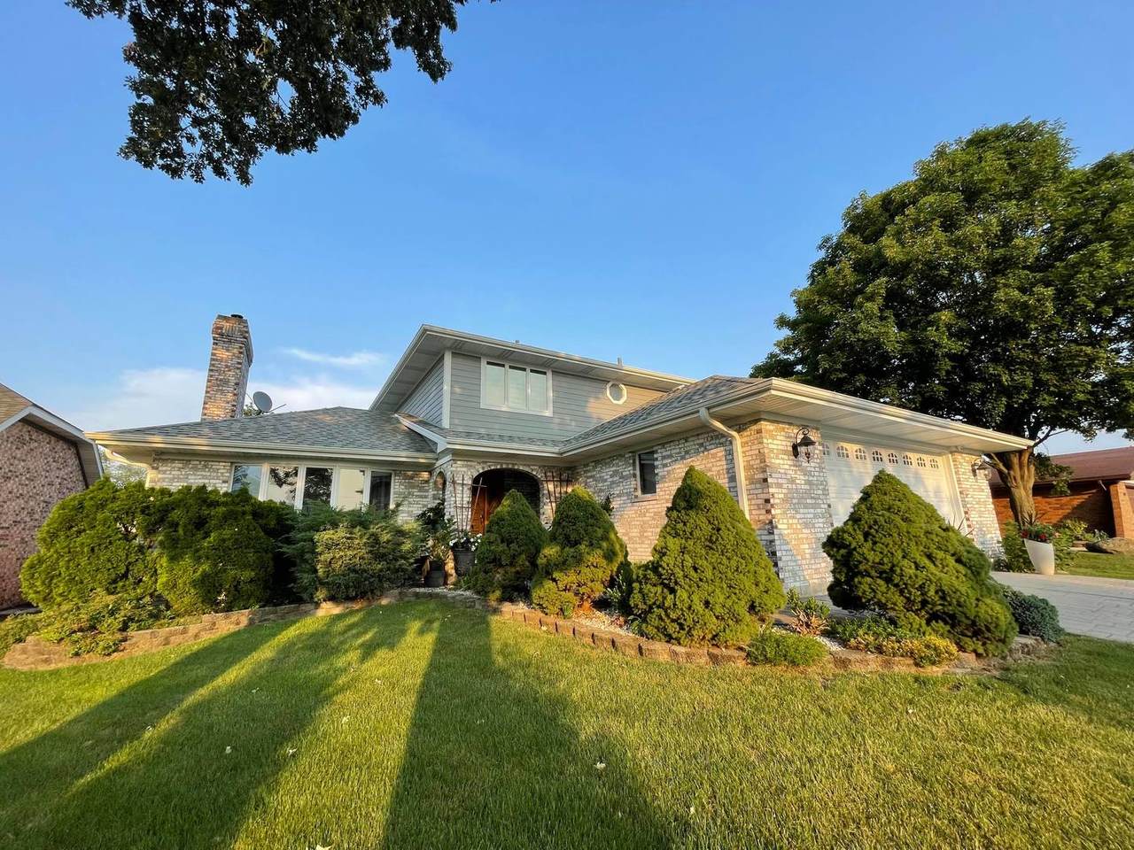 7441 Blackstone Avenue - Photo 1