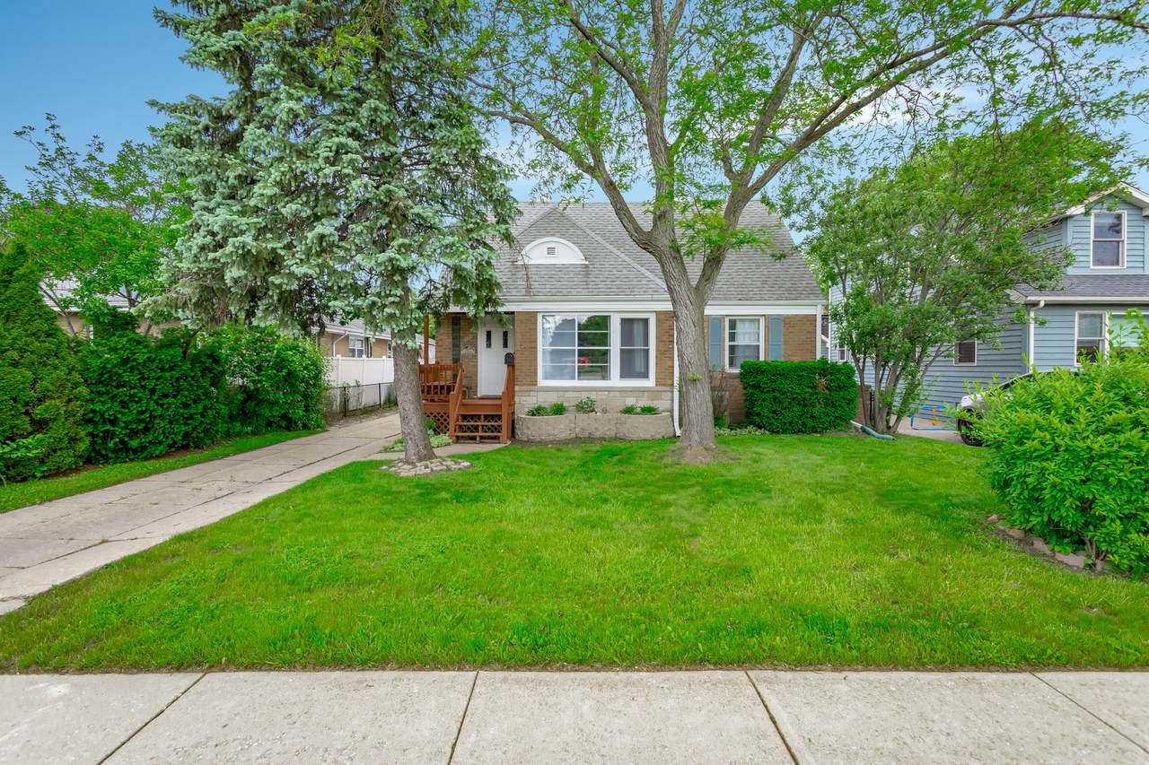 104 Harlem Avenue - Photo 1
