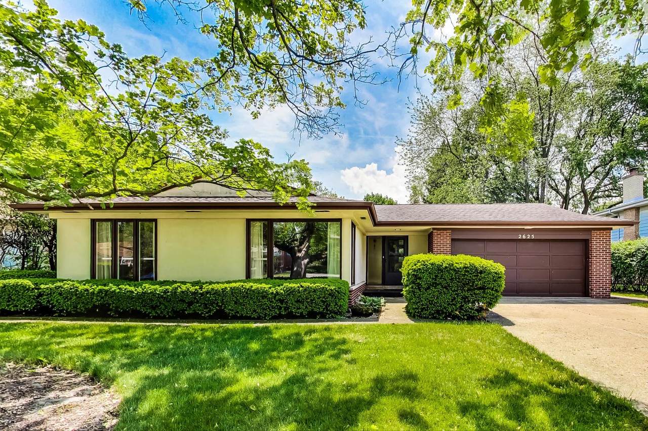 2625 Appletree Lane - Photo 1