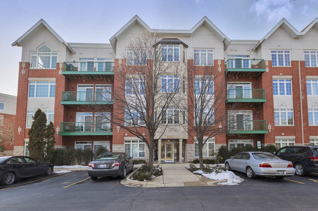 640 Mchenry Road - Photo 1