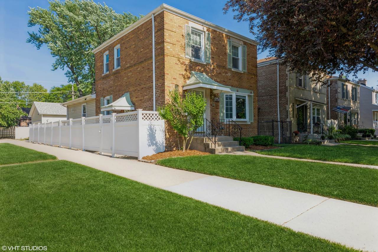 11001 Saint Louis Avenue - Photo 1