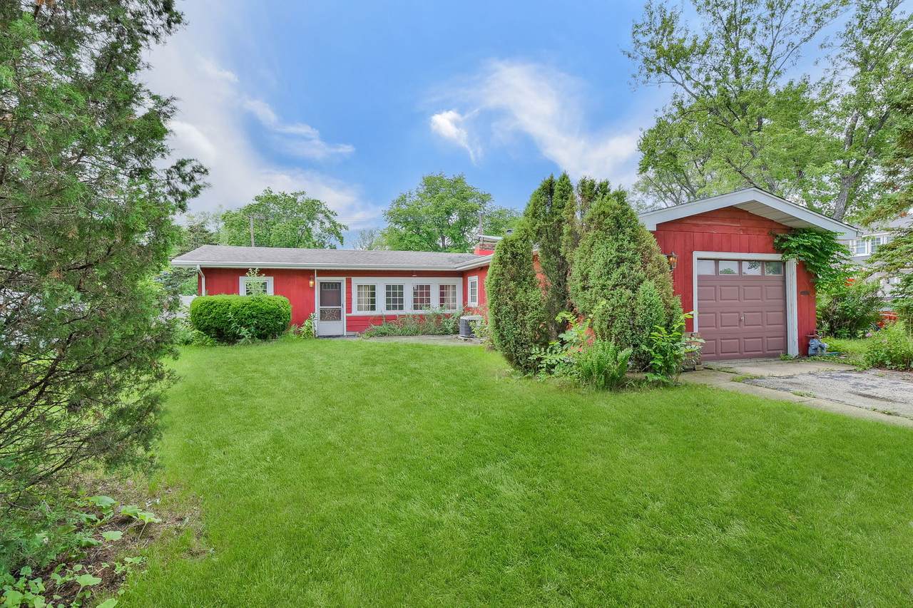 702 Hammerschmidt Avenue - Photo 1