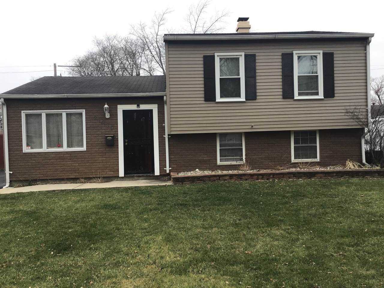 21630 Cynthia Avenue - Photo 1