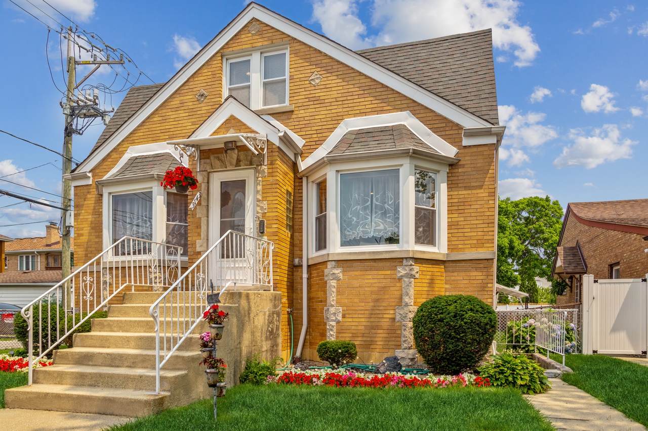 3143 Olcott Avenue - Photo 1