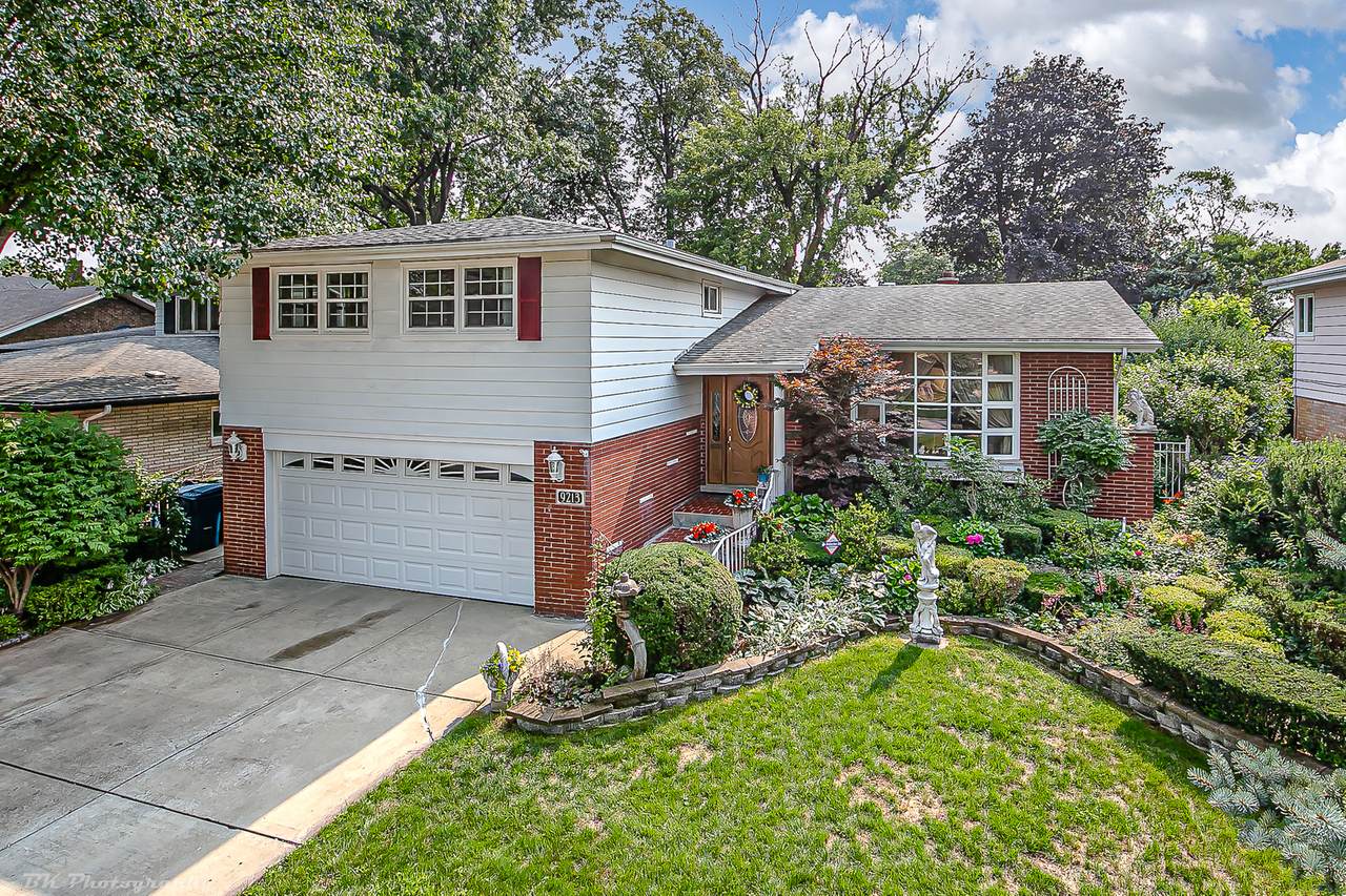 9213 Kedvale Avenue - Photo 1