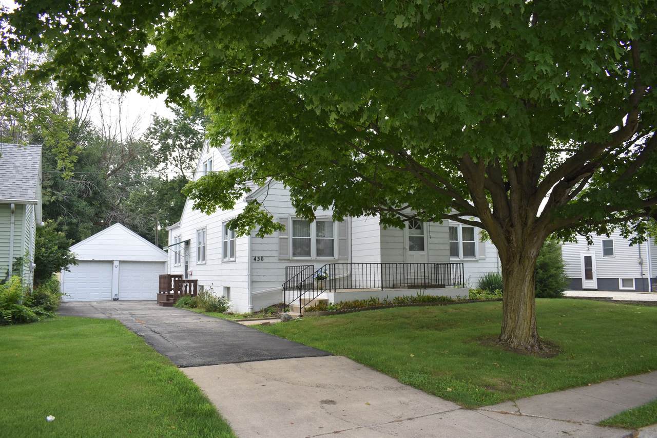 430 2nd Street - Photo 1