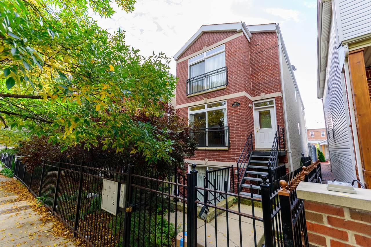 2423 Harrison Street - Photo 1