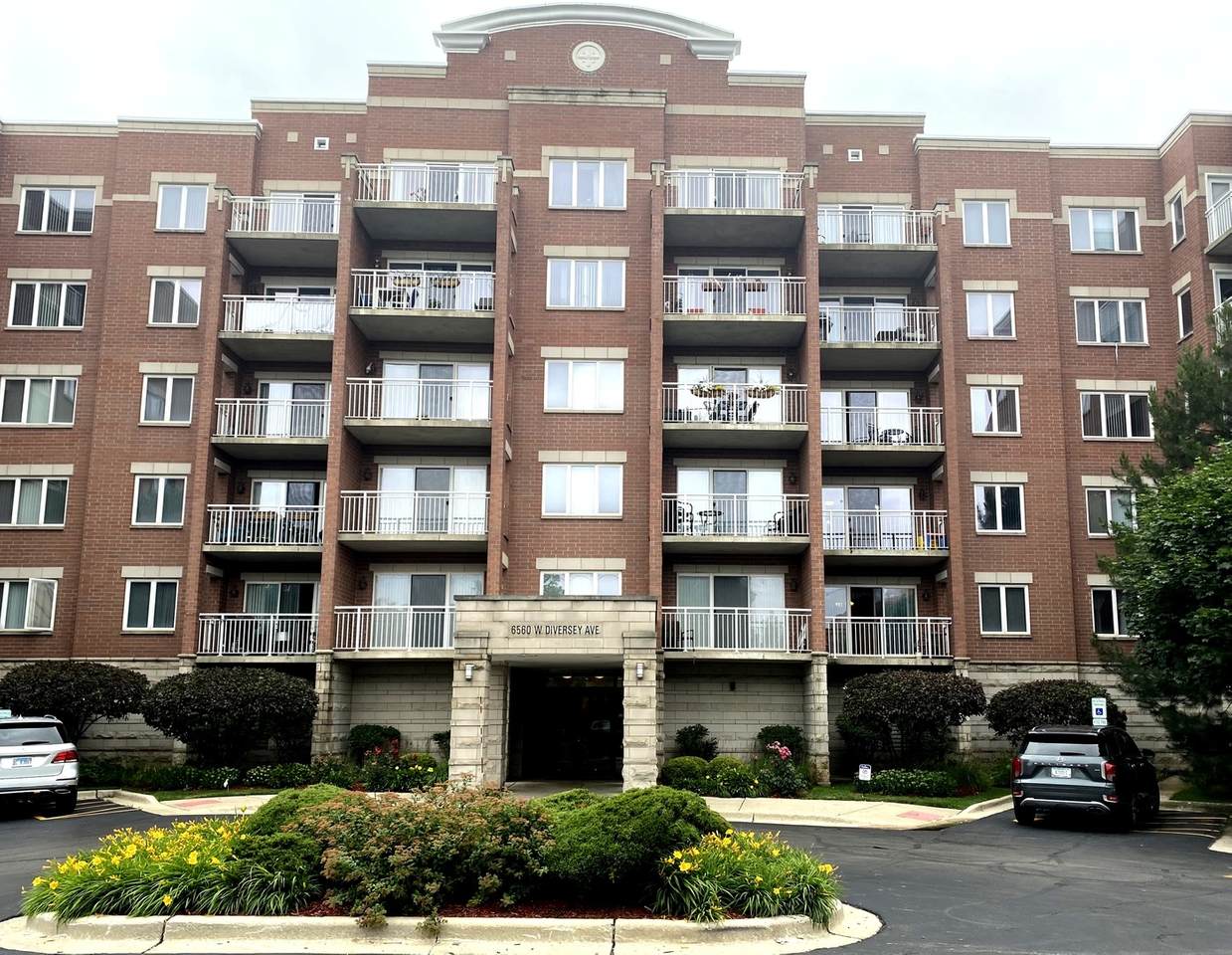 6560 Diversey Avenue - Photo 1