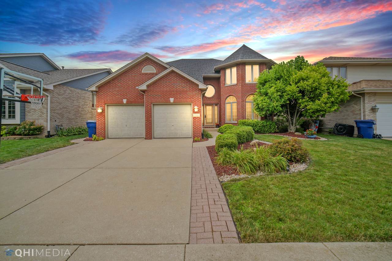 5308 109th Street - Photo 1