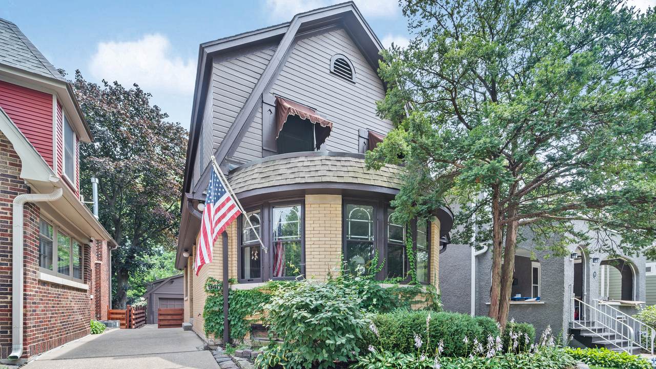 940 Belleforte Avenue - Photo 1