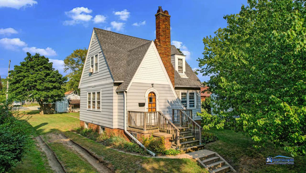 1904 Elim Avenue - Photo 1