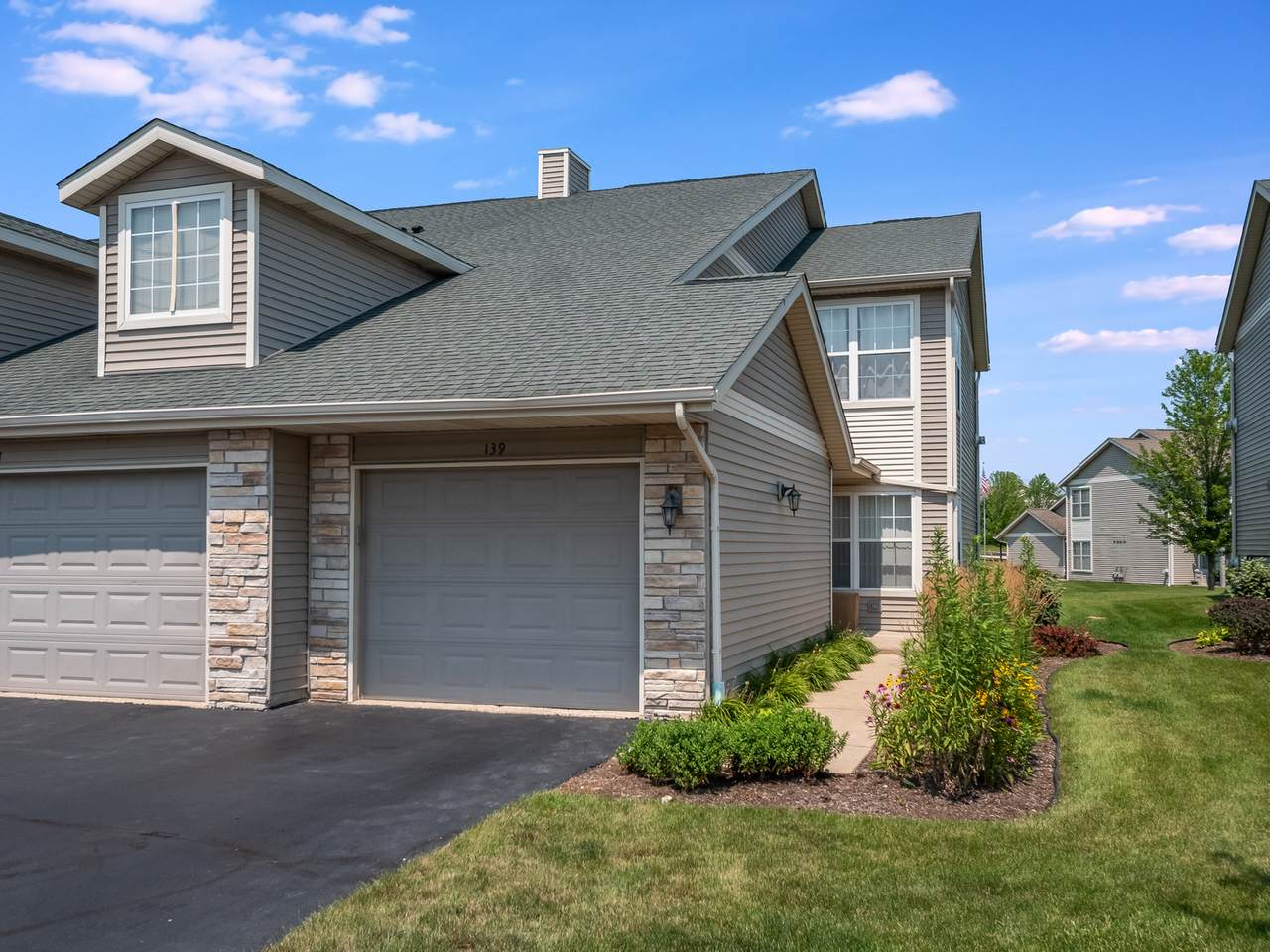 139 Penny Lane - Photo 1